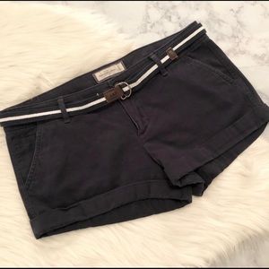 A B E R C R O M B I E : Navy Blue Belted Shorts